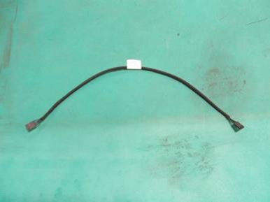 SATA power converter cable - Connects between the SATA backplane board and the personality board SATA power converter cable - Connects between the SATA backplane board and the personality board