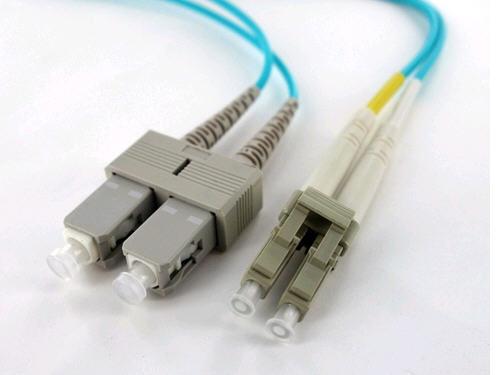 Network cable - LC multi-mode (M) - SC multi-mode (M) - 98 ft - fiber optic - 50 / 125 micron - OM4